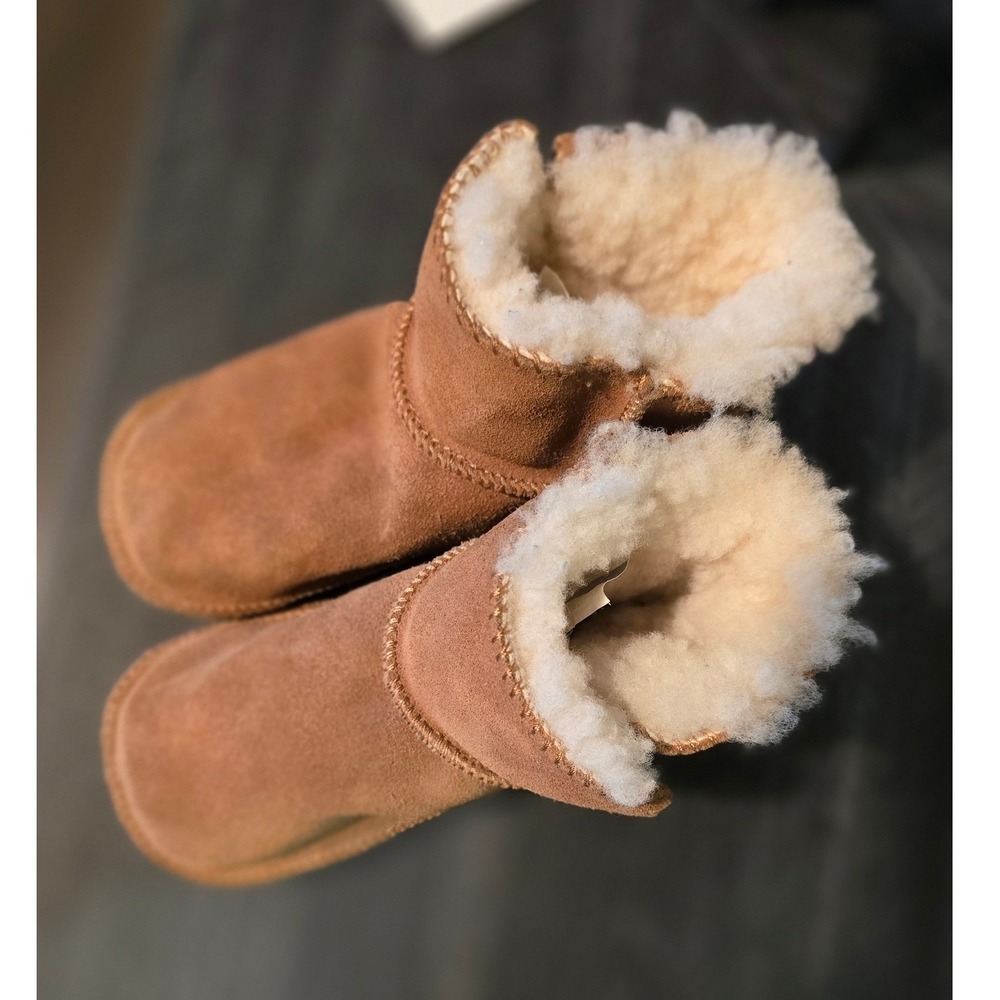 UGG Infant Jesse Chestnut Suede Shearling Lined Booties Size: 4/5-6/7 12-18 m - Picture 6 of 11